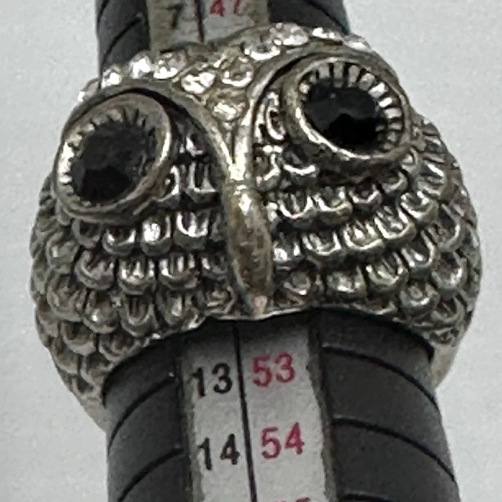 Owl Ring detailed Silver Tone Rhinestone Eyes Statement Ring Size ~5.5‎